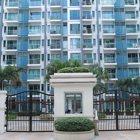 Ferienwohnung De Luxe 7QRS Manila Exterior foto